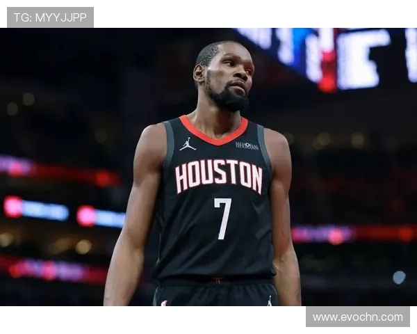 杜兰特正面回应小号风波专注比赛